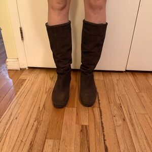 La Candienne Women's Brown Suede Boots Size 8M